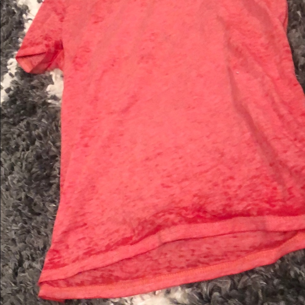 RED TOP - Picture 2 of 2